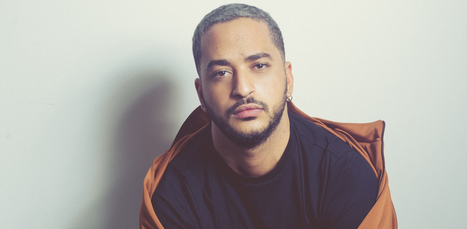 Slimane (singer). Слимане певец. Versus слиман. Slimane дочь. Slimane фото.