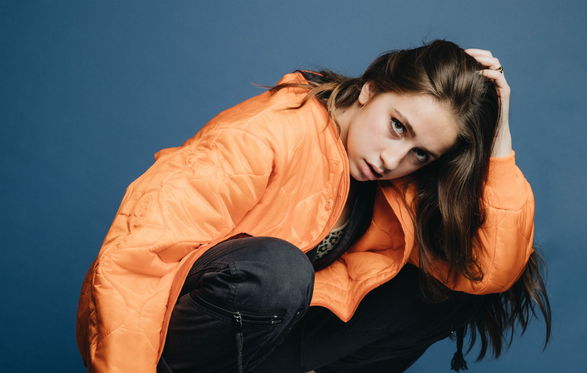 Tate McRae à huis clos dans son nouveau clip « That Way » ! - LIVE ACTU